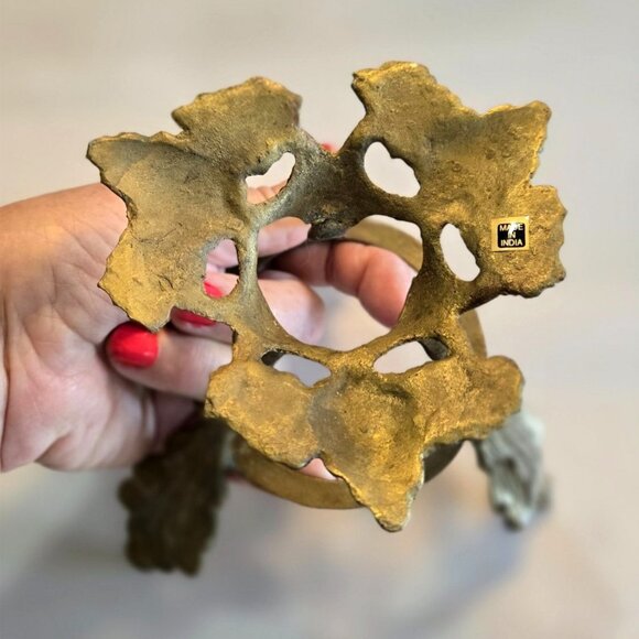 Brass Orb Holder Vtg Speheres Candle Bowl Three Prong Grapes & Leaves 6"x6"x4.5" - Picture 7 of 14